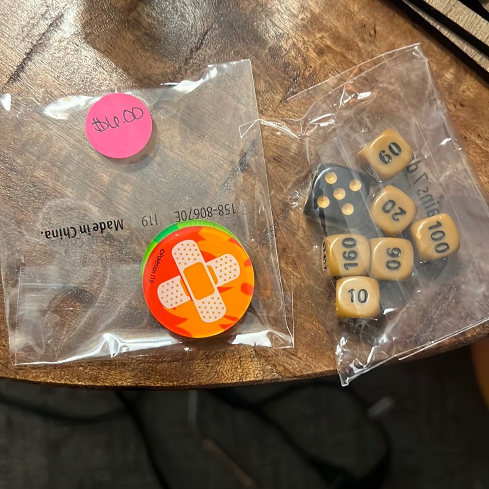 Pokémon Dice set NWOT